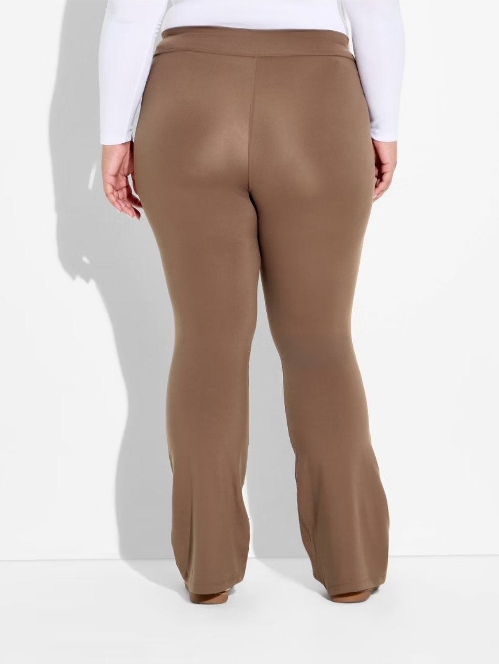 Women's Low-Rise ButterBliss Flare Leggings - Wild Fable' Espresso 1X - Picture 2 of 3